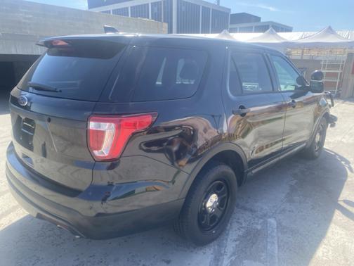 Black 2017 Ford Utility Police Interceptor Base