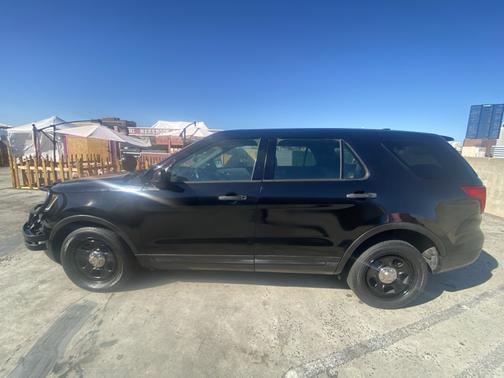 Black 2017 Ford Utility Police Interceptor Base