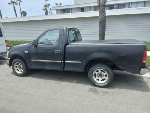 1998 Ford F-150 Base