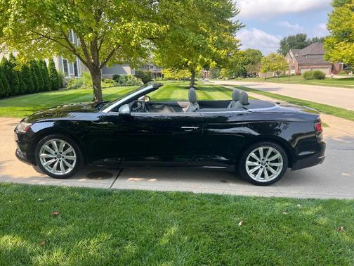 Black 2018 Audi A5 2.0T Premium