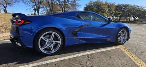 2021 Chevrolet Corvette Stingray w/2LT