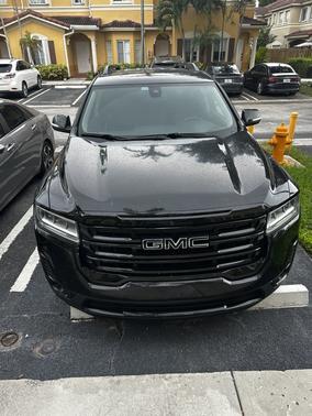 Black 2021 GMC Acadia SLT