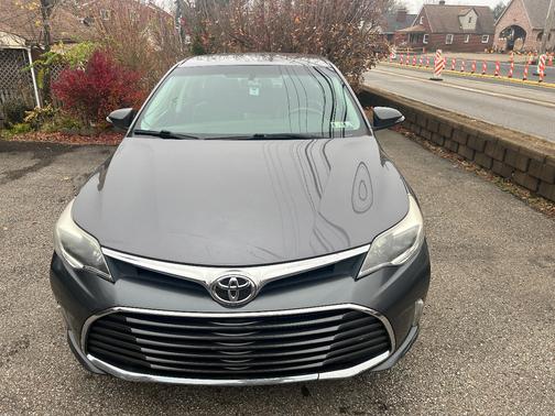 2016 Toyota Avalon XLE