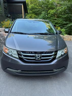 Gray 2015 Honda Odyssey EX-L