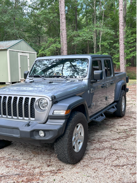 2020 Jeep Gladiator Sport S