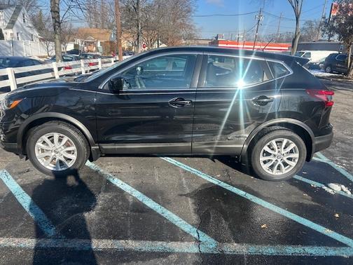 2020 Nissan Rogue Sport S