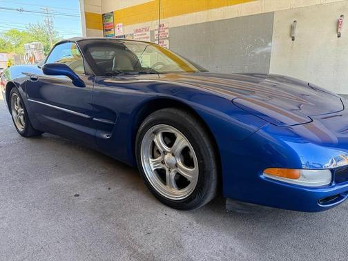 Blue 2002 Chevrolet Corvette Base
