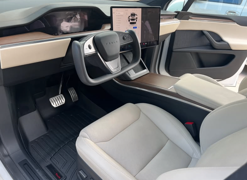 White 2022 Tesla Model X Long Range