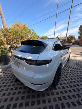 2022 Porsche Cayenne Cayenne GTS