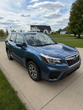 Blue 2019 Subaru Forester Premium
