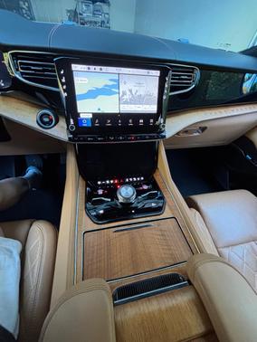 White 2023 Jeep Grand Wagoneer Series III