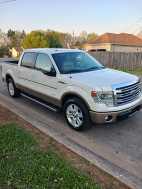 White 2013 Ford F-150 Lariat