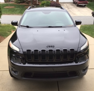Black 2014 Jeep Cherokee Altitude