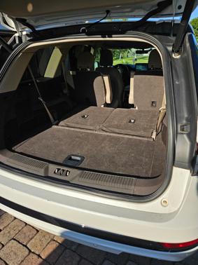 White 2022 Lincoln Aviator Grand Touring AWD