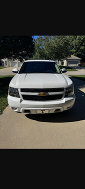 White 2013 Chevrolet Suburban 1500 LS