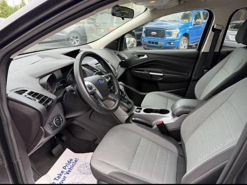 Gray 2016 Ford Escape SE