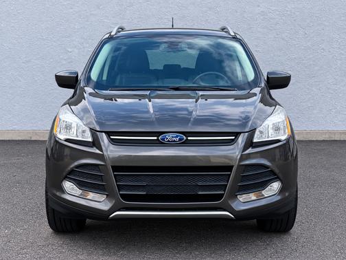 Gray 2016 Ford Escape SE