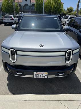 2023 Rivian R1S Adventure Quad-Motor Large Package