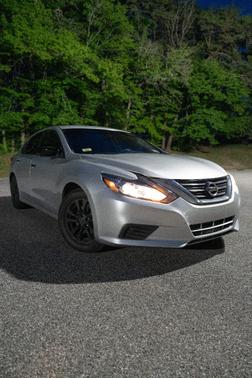 Silver 2016 Nissan Altima 2.5 S