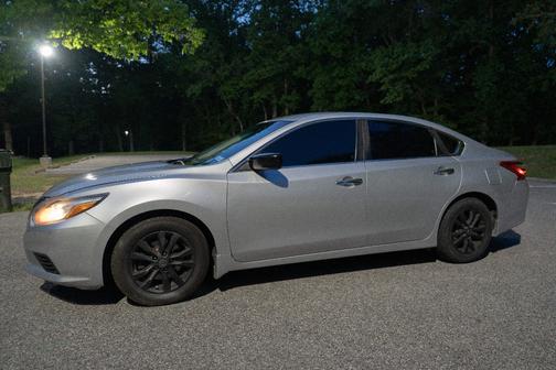 Silver 2016 Nissan Altima 2.5 S