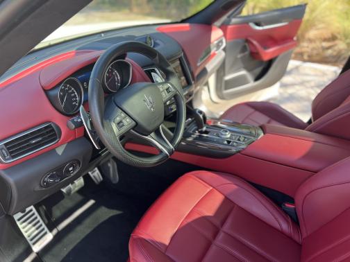 2017 Maserati Levante S