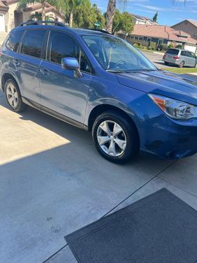 Blue 2015 Subaru Forester 2.5i Premium