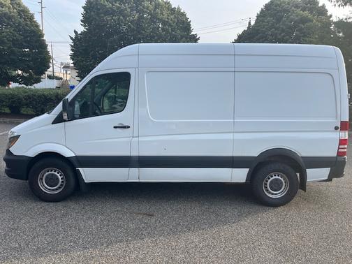 2018 Mercedes-Benz Sprinter 2500 Standard Roof