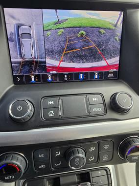 Red 2020 GMC Acadia SLT