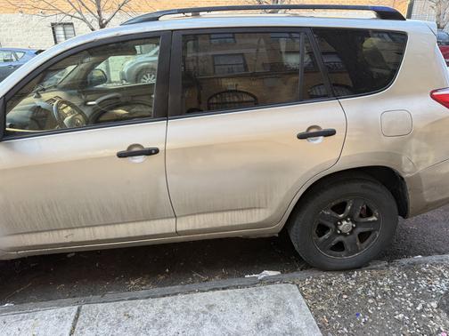 2006 Toyota RAV4 Base