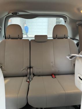 2017 Toyota Sienna XLE Premium