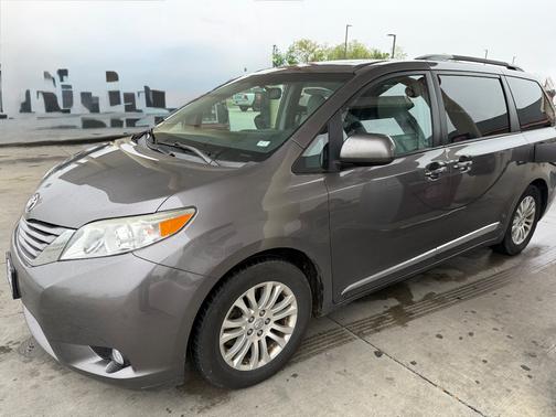 Gray 2017 Toyota Sienna XLE Premium