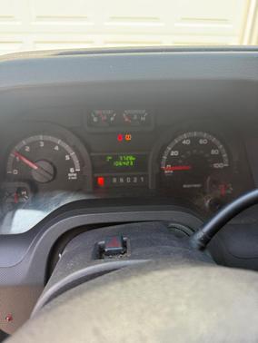 White 2010 Ford E350 Super Duty Base