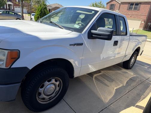White 2010 Ford F-150 STX SuperCab
