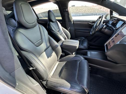 2016 Tesla Model X P90D