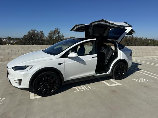 2016 Tesla Model X P90D