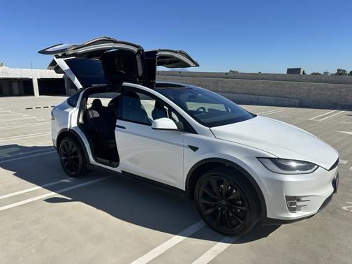 2016 Tesla Model X P90D