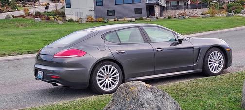 2014 Porsche Panamera Panamera 4