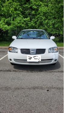 White 2005 Nissan Sentra 1.8 S