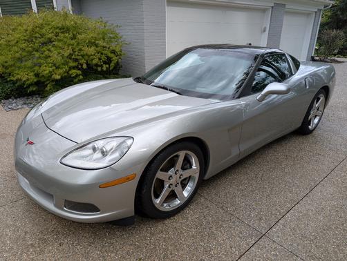 Silver 2005 Chevrolet Corvette Base