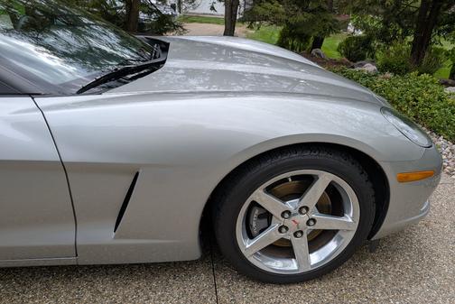 Silver 2005 Chevrolet Corvette Base