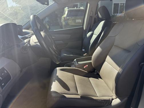 Brown 2016 Honda Odyssey EX-L