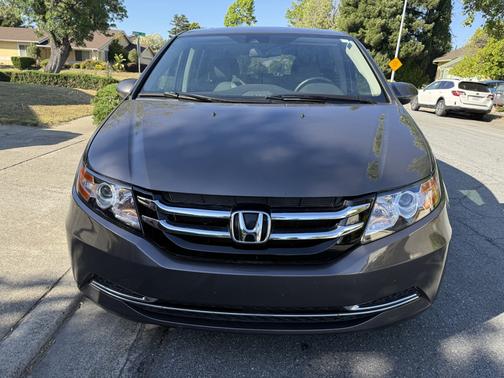 Brown 2016 Honda Odyssey EX-L