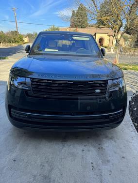 Green 2023 Land Rover Range Rover P530 SE SWB