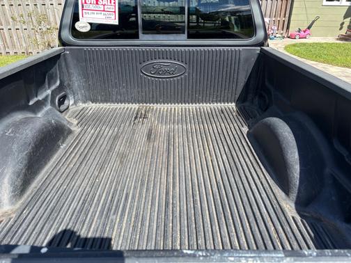 2002 Ford F-150 XL SuperCab