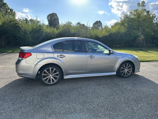2013 Subaru Legacy 2.5i Sport