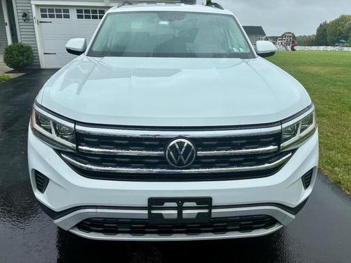 White 2021 Volkswagen Atlas 2.0T SE