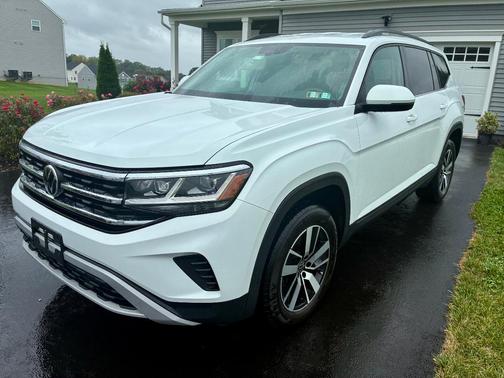 White 2021 Volkswagen Atlas 2.0T SE