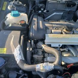 Blue 2000 Volvo V70 XC