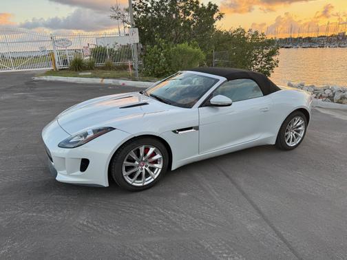 2016 Jaguar F-TYPE Base