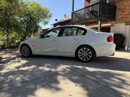 2011 BMW 328 i xDrive